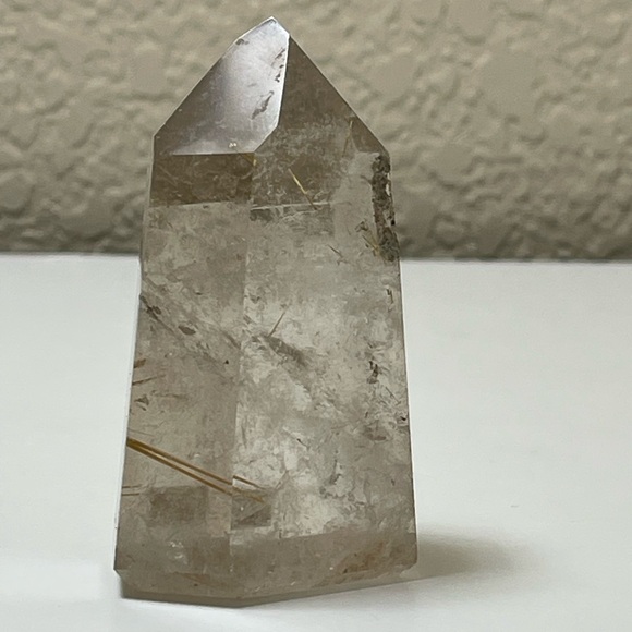 Gold Rutile in Quartz hand carved tower - Picture 8 of 17